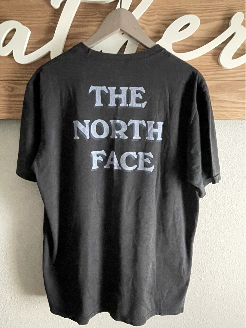 The North Face Don’t Blow It Earth Day Sz L Standard Fit Teal Shirt W/ Pocket.